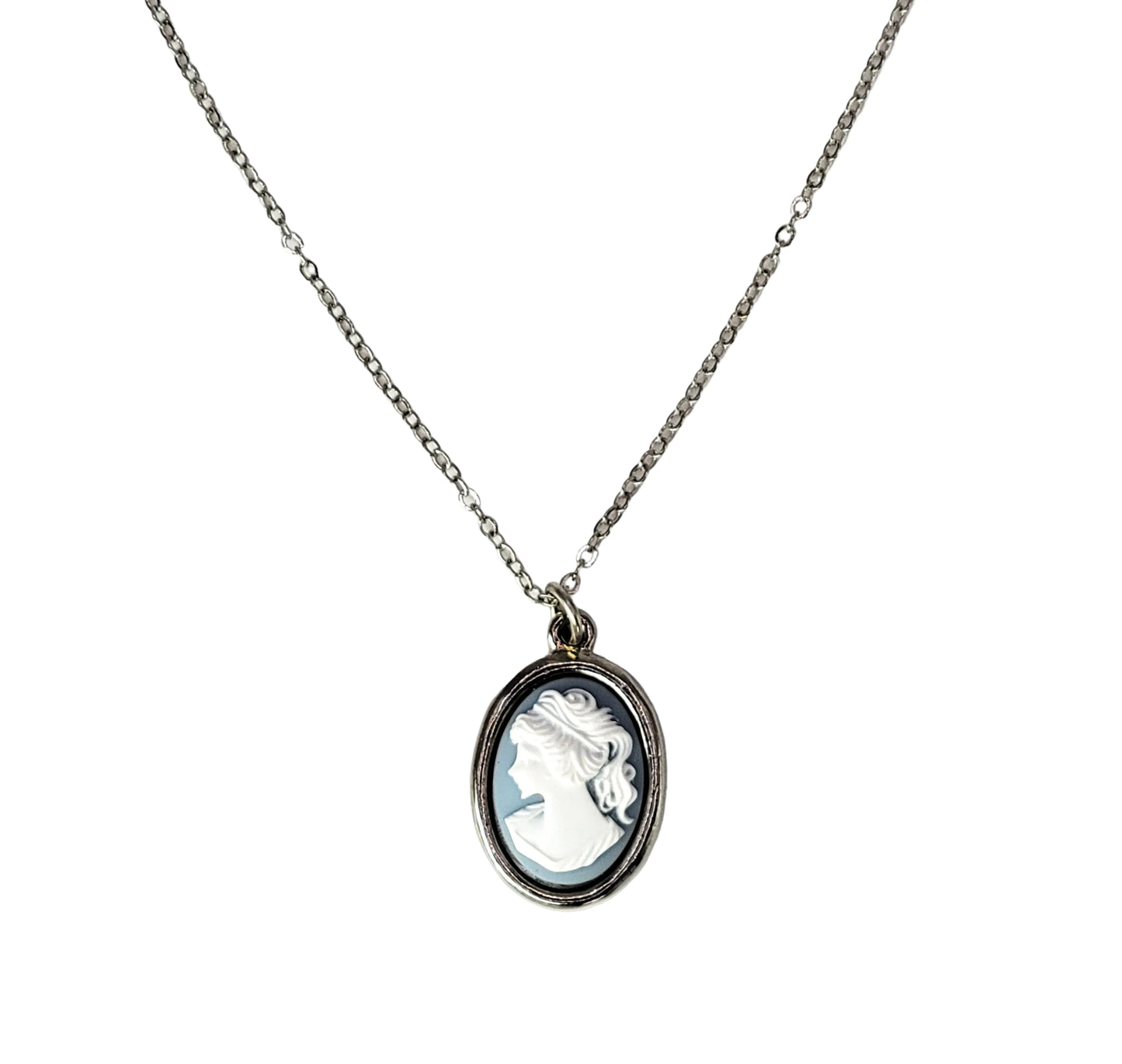 Classic Cameo Necklace