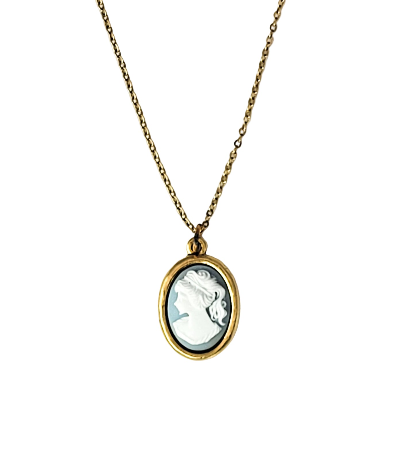 Classic Cameo Necklace